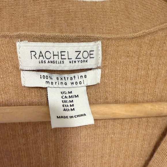 Brown sweater with gold bottons - Picture 3 of 4